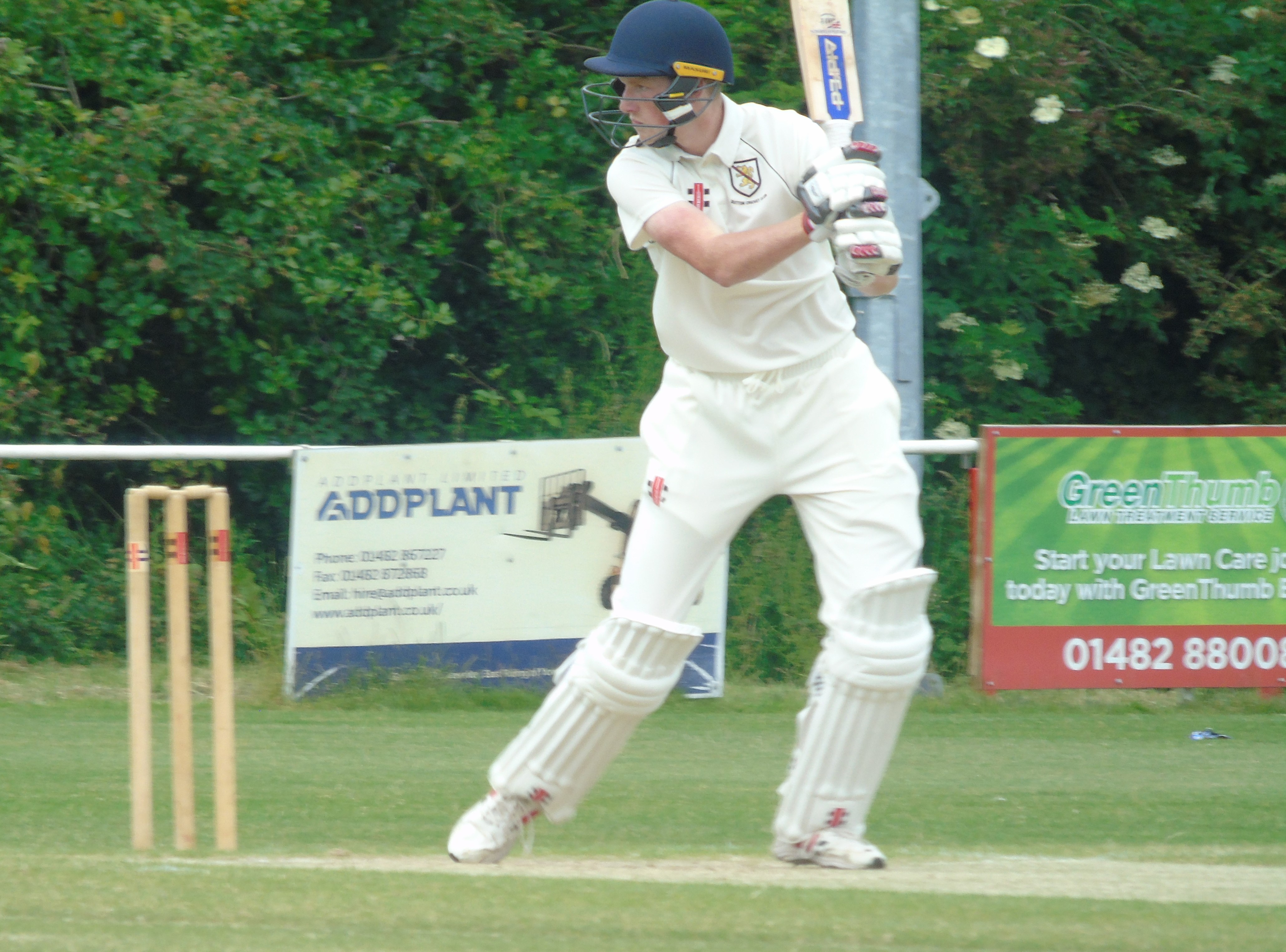 Lewis Sanderson Batting vs Beverley 2023
